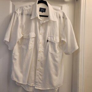 Globe Trotter Off White Cream Shirt Plain, Pockets Button down, Good Size XL
